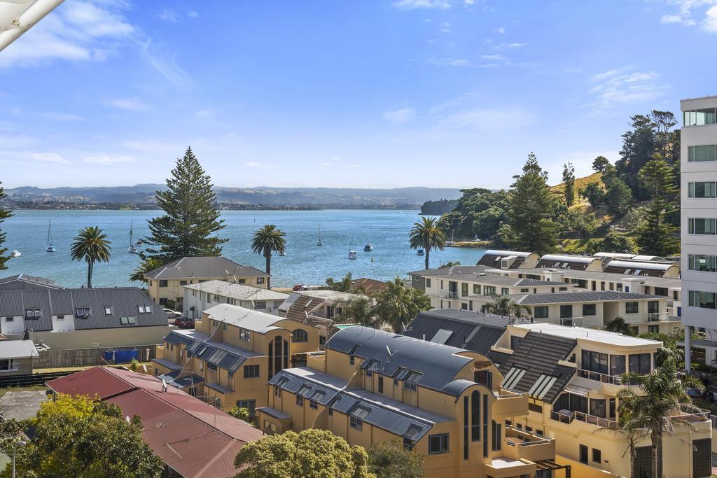 Ocean View Beach Escape - Top Floor Apartments, Mt Maunganui Base Mount Maunganui Eksteriør bilde